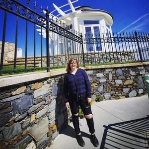 Meet your Posher, Anna